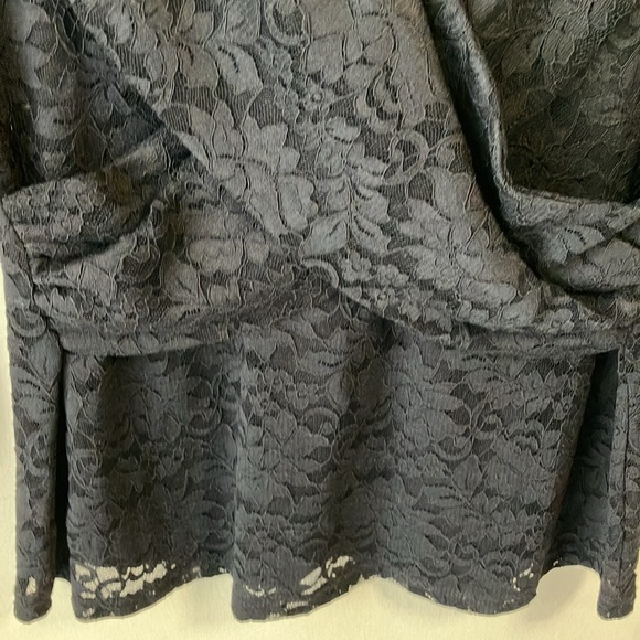 Cable & Gauge black lace wrap, front top - Picture 8 of 11